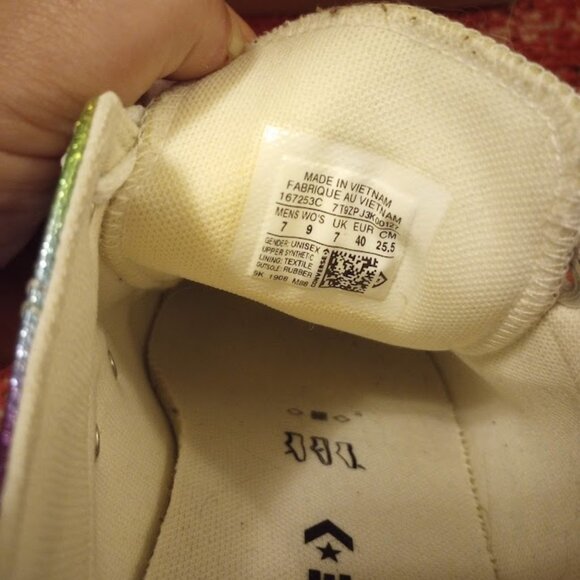 Sparkly Rainbow Converse 🌈 Size 9 - Picture 10 of 10